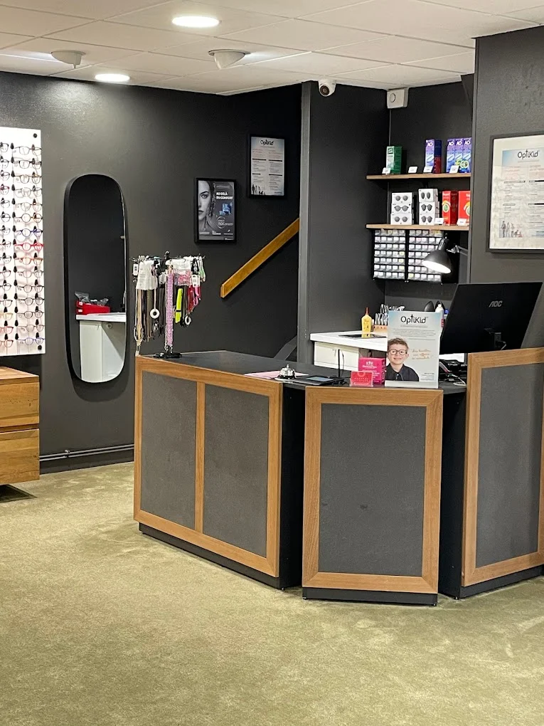 OPTICIEN MODERNE OPTIQUE MARCQ EN BAROEUL INTERIEURE ACCEUIL
